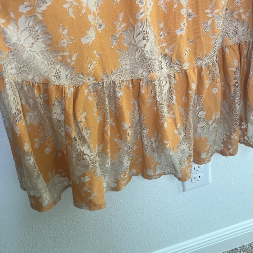 Torrid Mini Two Tone Lace Tiered Babydoll Dress Size 1 - Picture 7 of 9